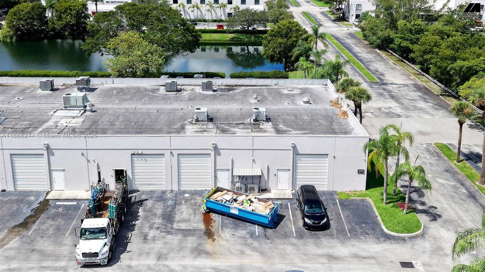 Small Image of 4131 SOUTH WEST 47TH AVE #1407-1408, Davie Number 5