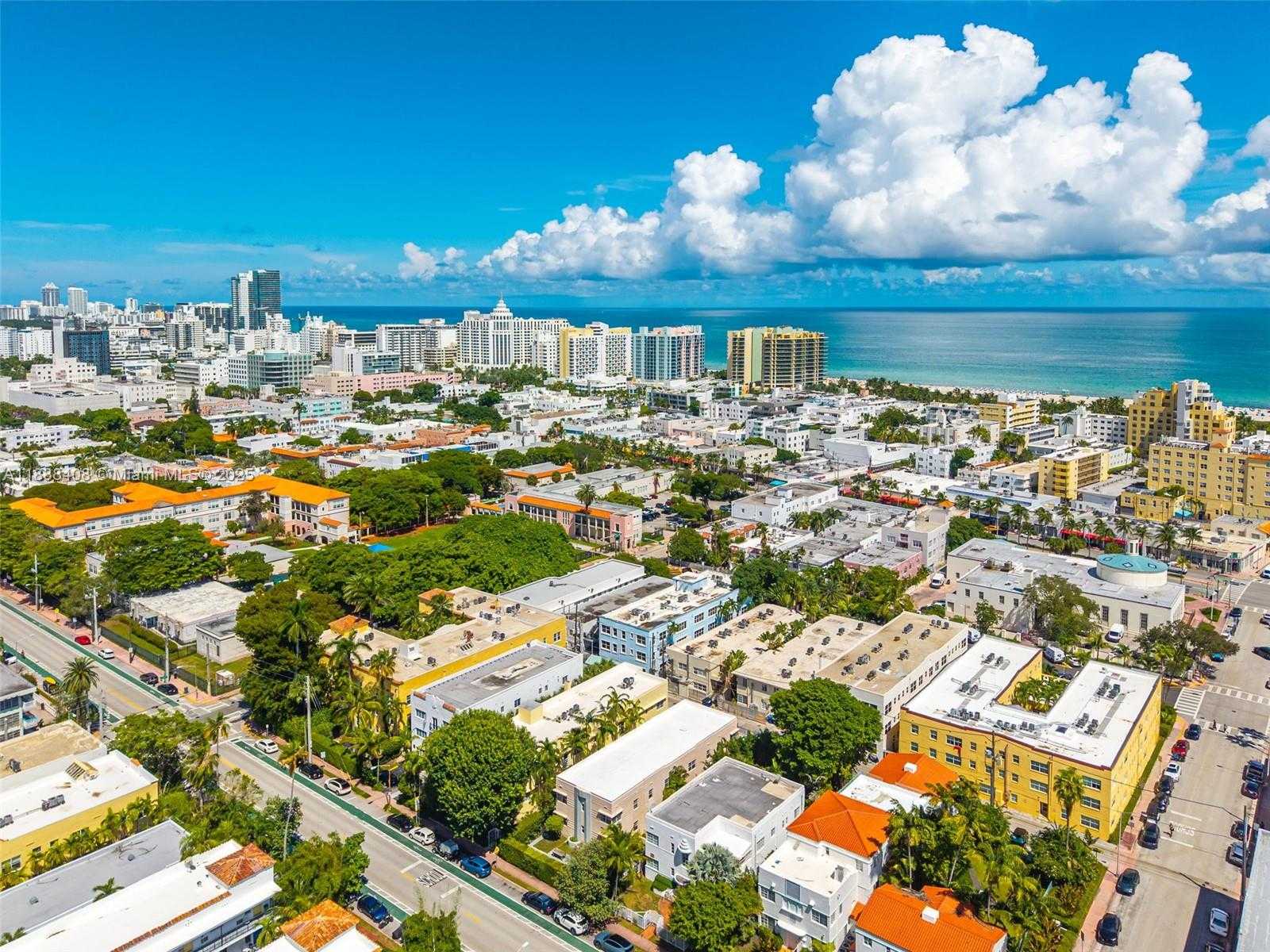 Small Image of 1329 PENNSYLVANIA AVE, Miami Beach Number 14