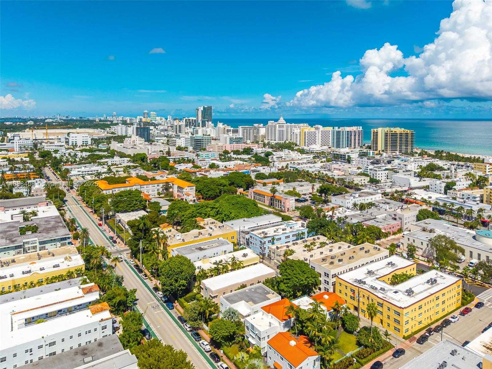 Small Image of 1329 PENNSYLVANIA AVE, Miami Beach Number 25