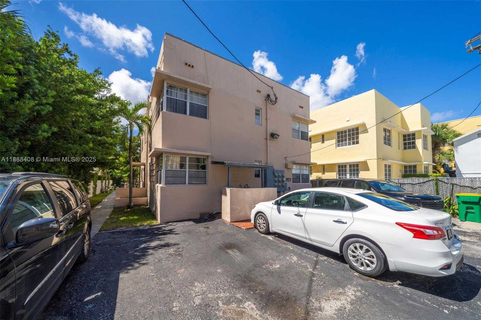 Small Image of 1329 PENNSYLVANIA AVE, Miami Beach Number 4