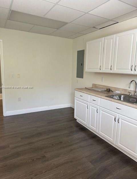 Small Image of Miami Number 6