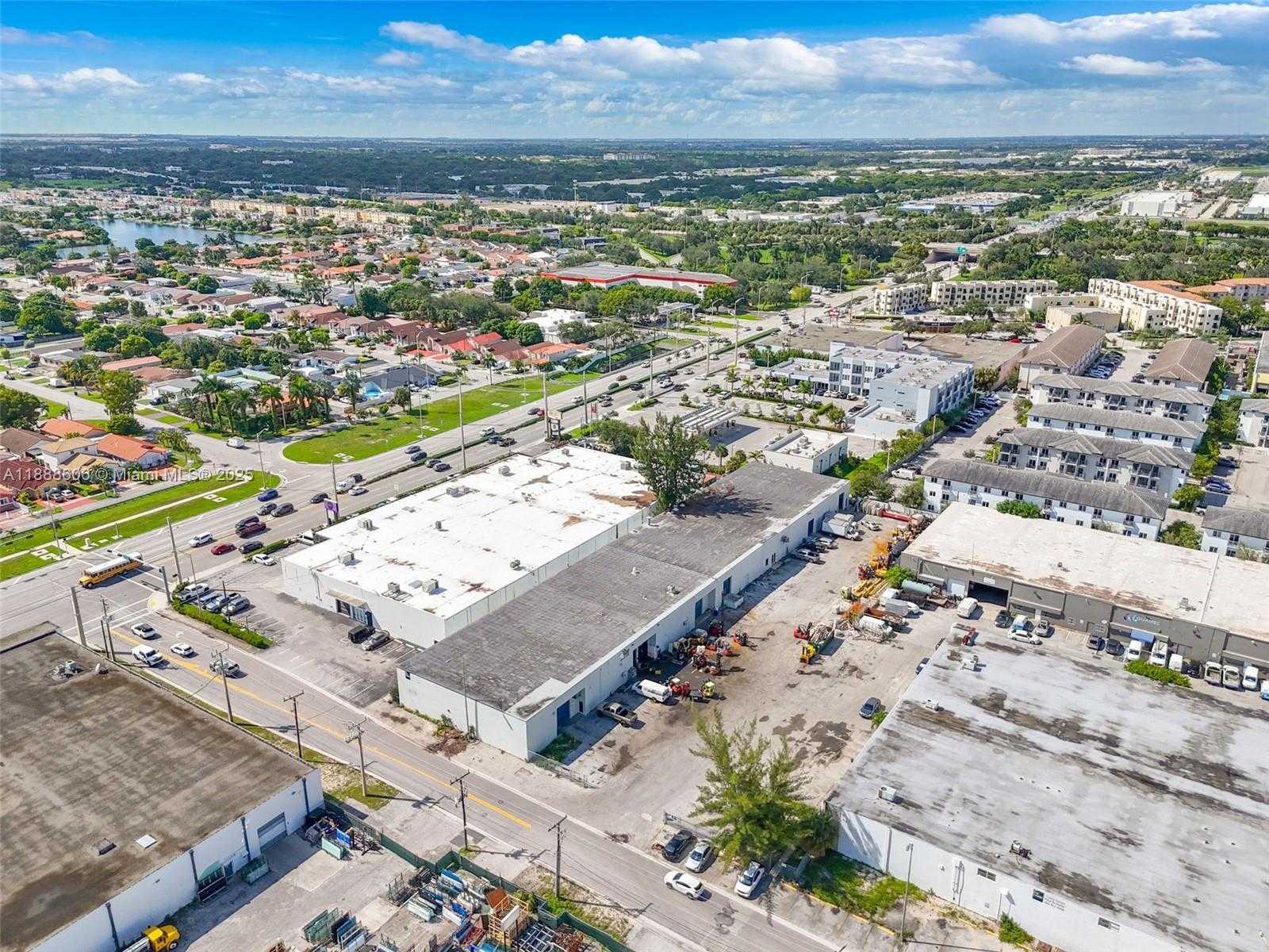 Small Image of 333 WEST 75TH PL #1D, Hialeah Number 8