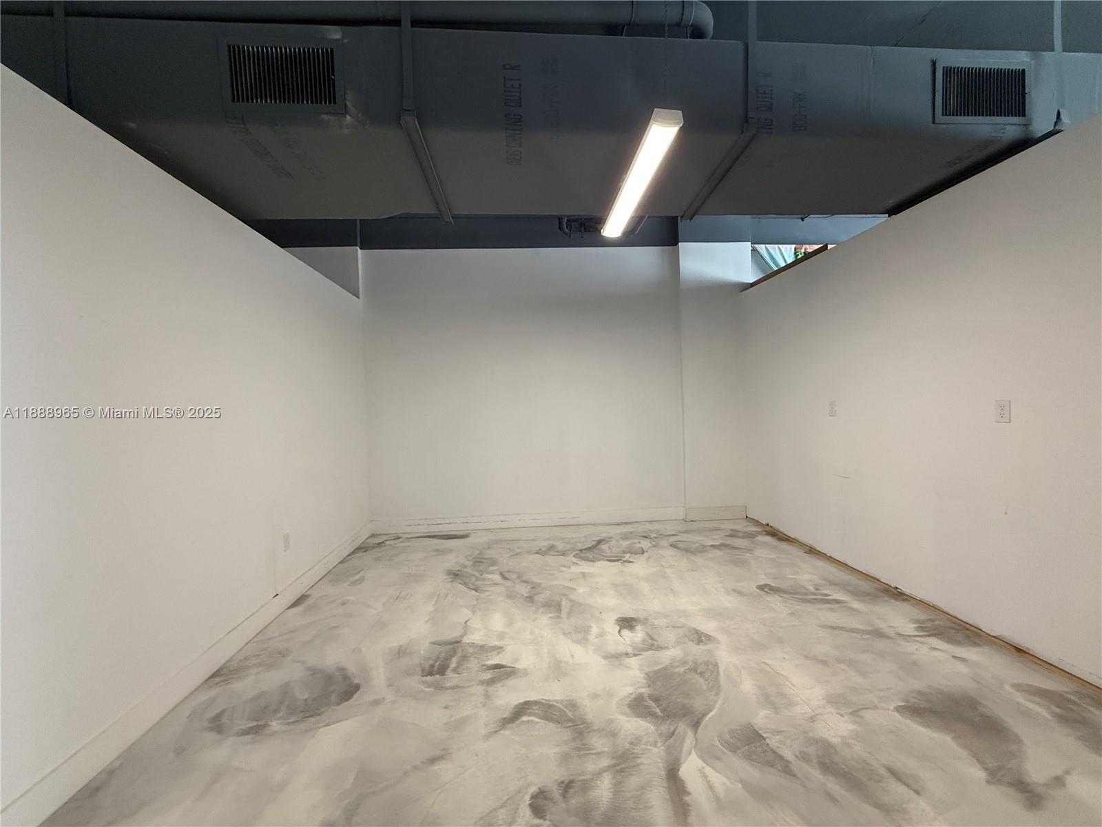 Small Image of 42 NORTH WEST 27TH AVE #302, Miami Number 9