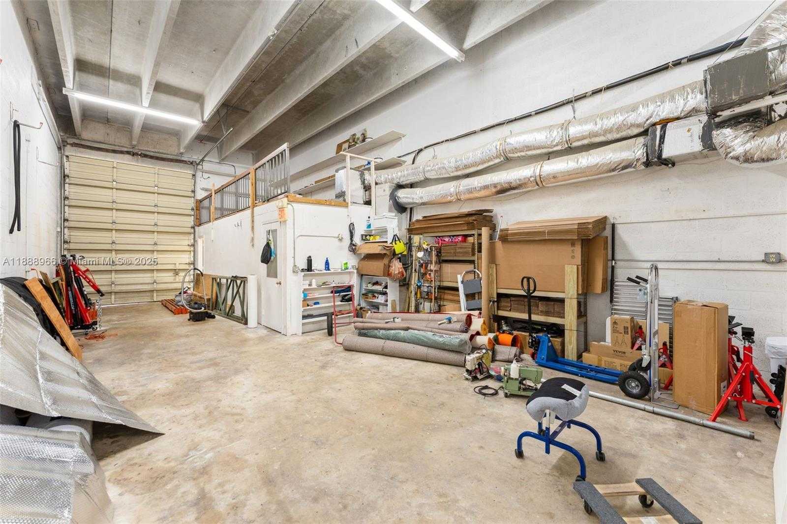 Small Image of 13828 SOUTH WEST 142ND AVE #13828, Miami Number 21