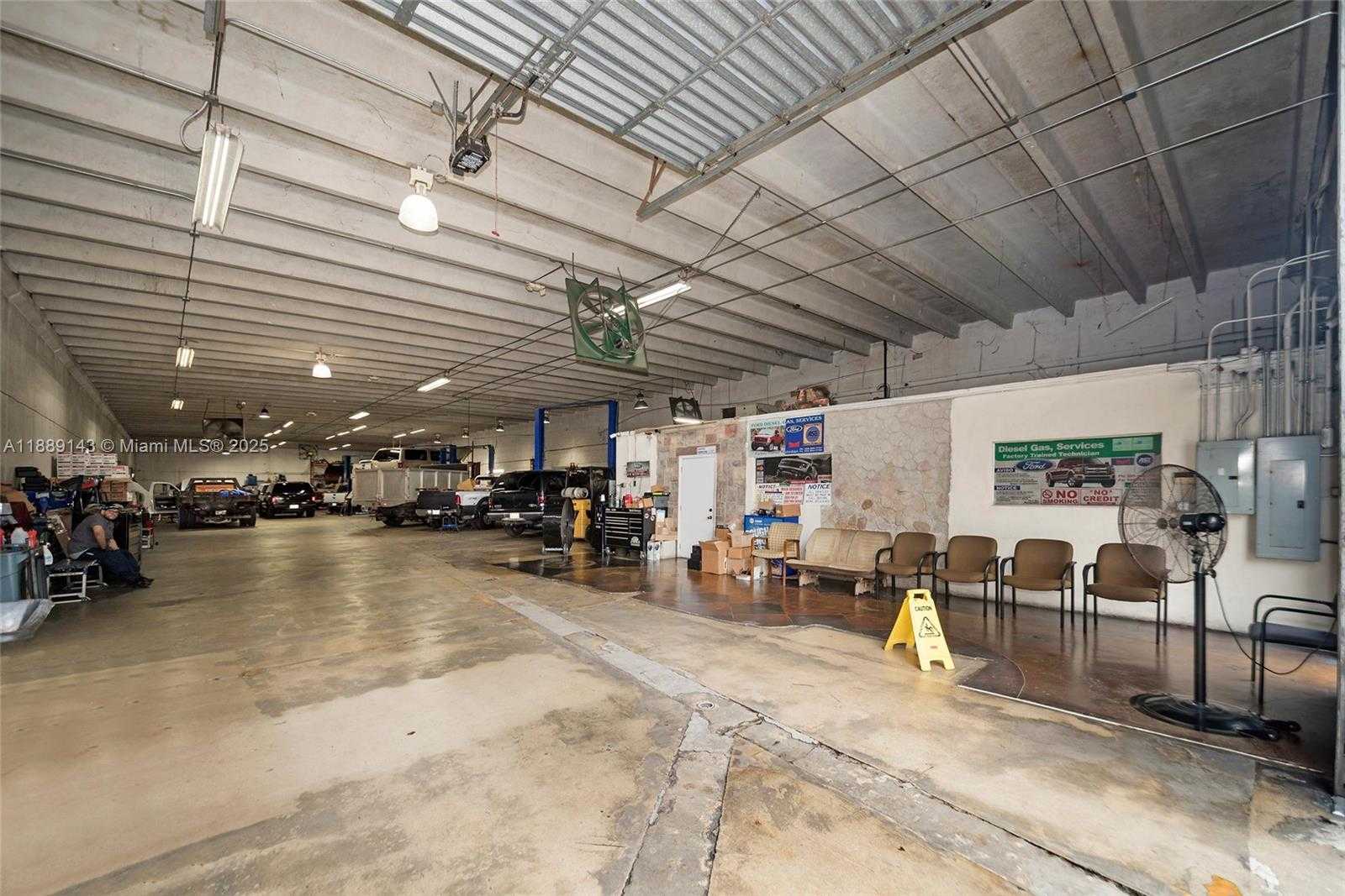 Small Image of 8230 NORTH WEST 56TH ST, Doral Number 3