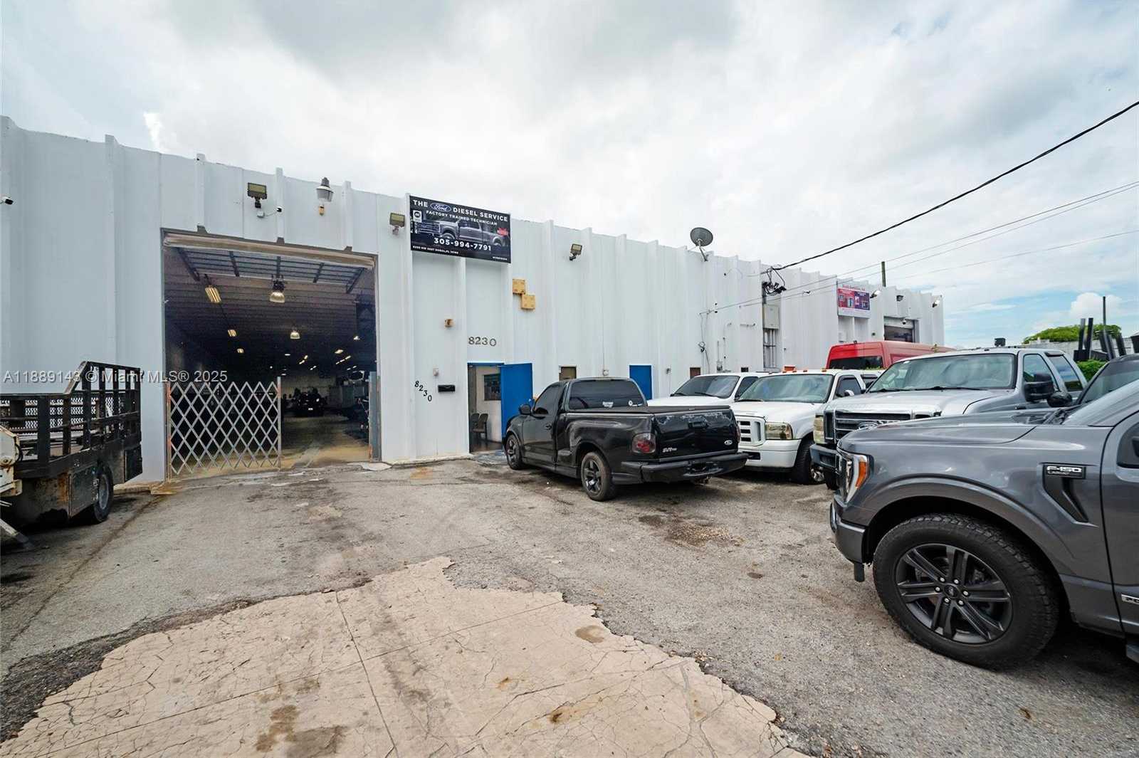 Small Image of 8230 NORTH WEST 56TH ST, Doral Number 5