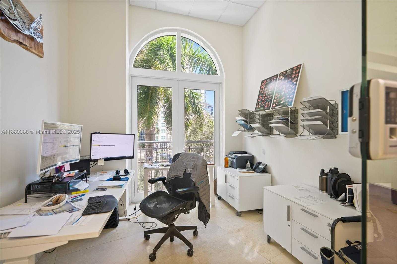 Small Image of Fort Lauderdale Number 28