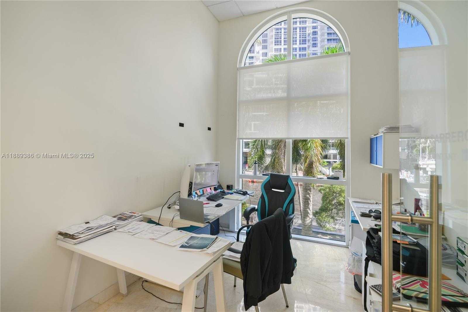 Small Image of Fort Lauderdale Number 30
