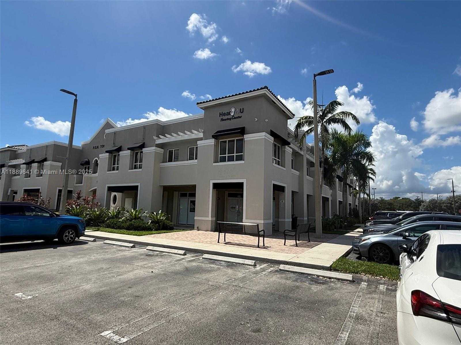 Small Image of 17670 NORTH WEST 78TH AVE #109, Hialeah Number 2