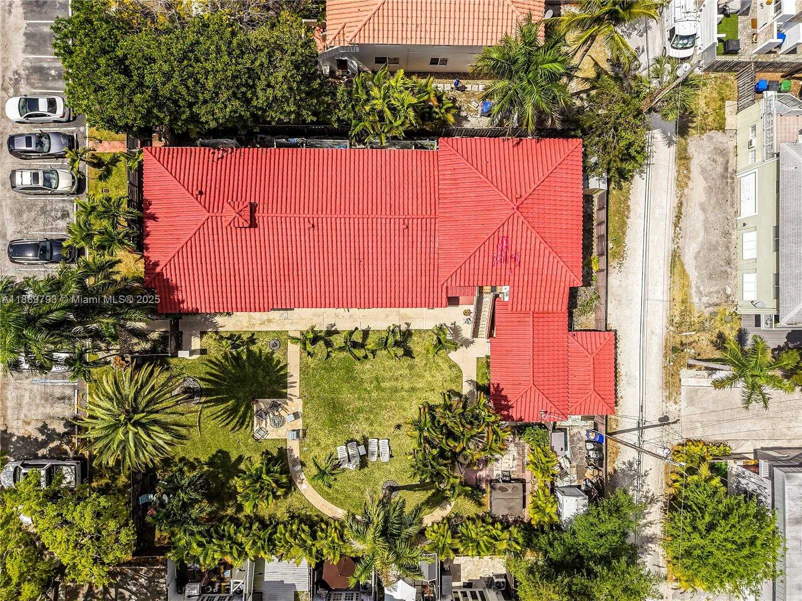 Small Image of 2625 NORTH EAST 13TH CT, Fort Lauderdale Number 14