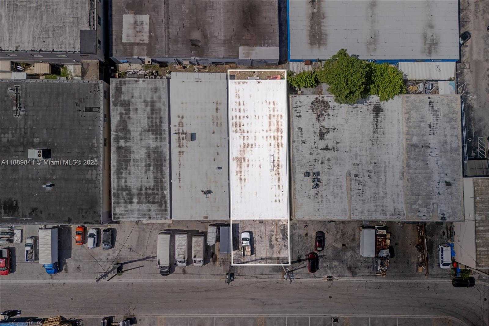 Small Image of 683 WEST 26TH ST, Hialeah Number 2