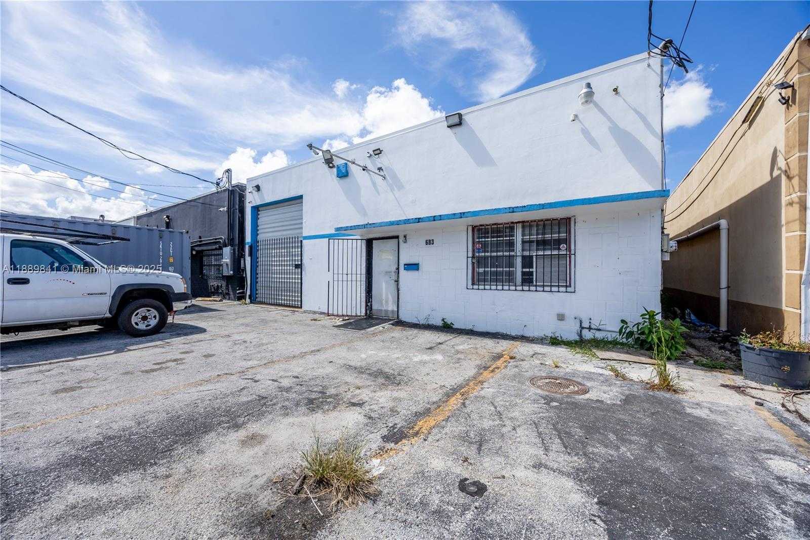 Small Image of 683 WEST 26TH ST, Hialeah Number 5