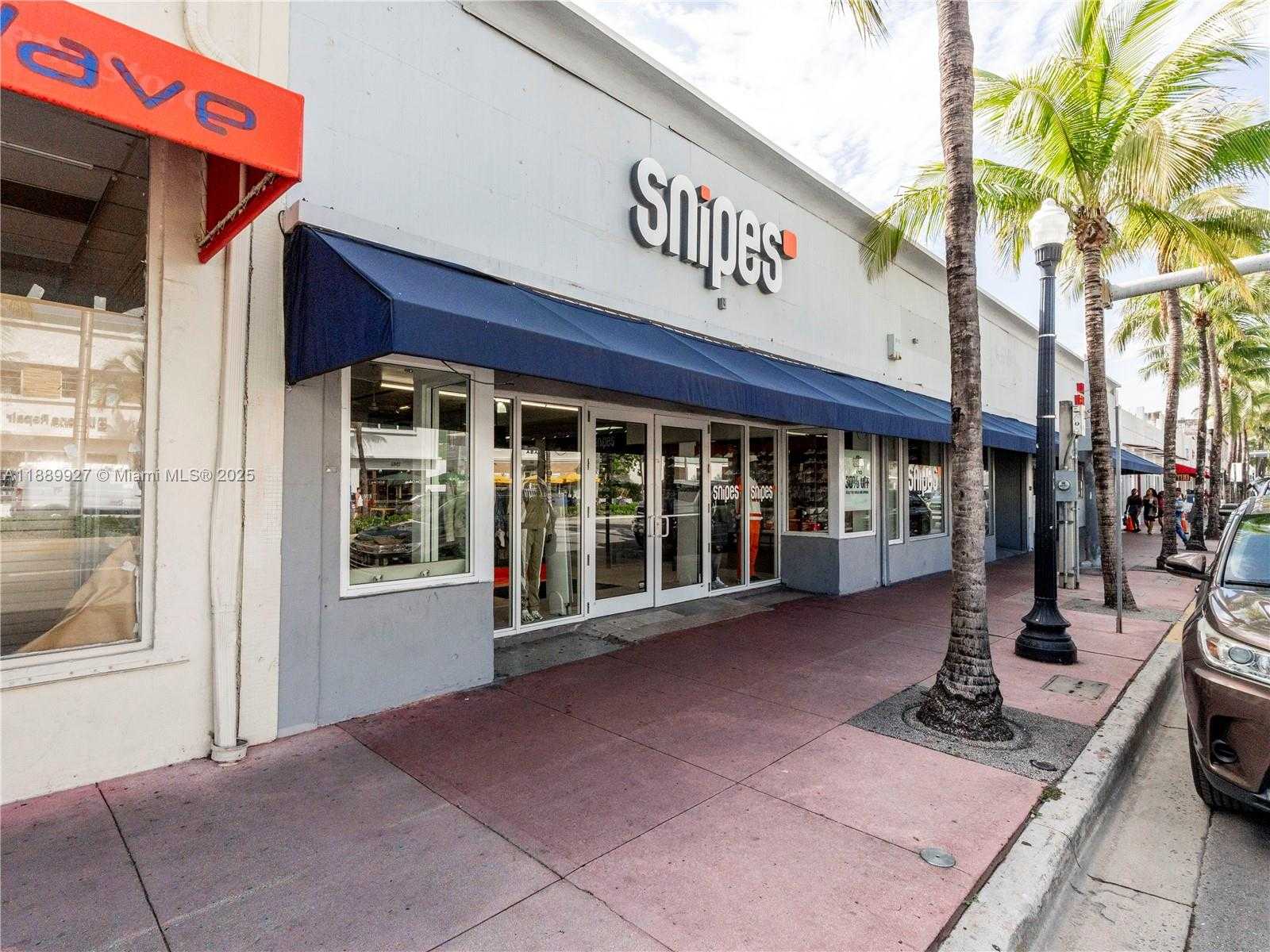 Small Image of 1345 WASHINGTON AVE, Miami Beach Number 3