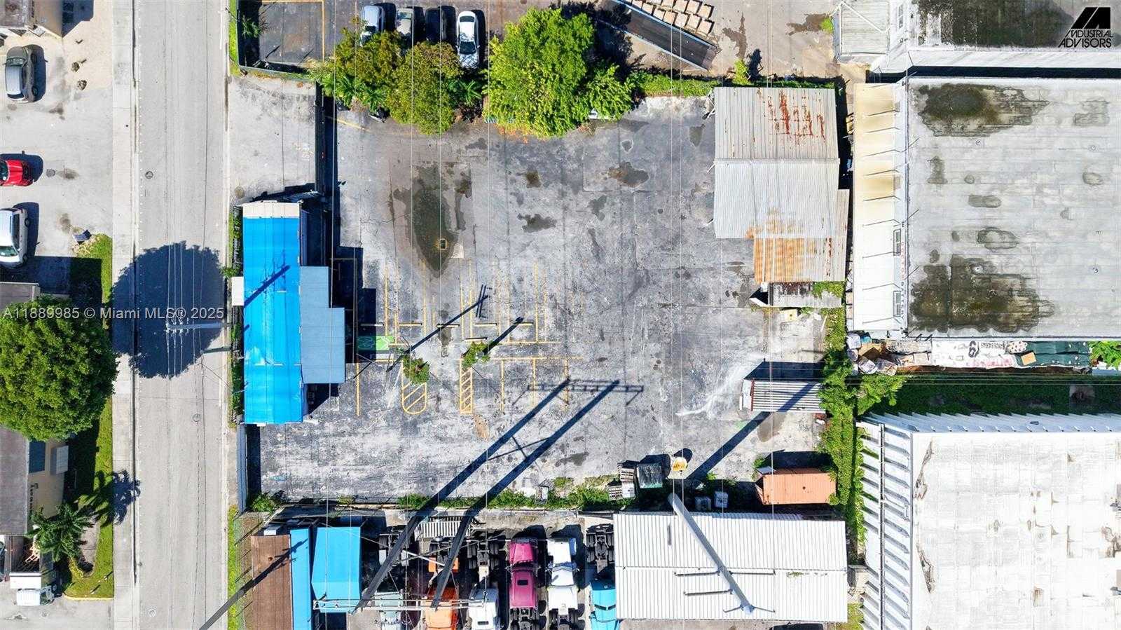 Small Image of 9855 NORTH WEST 80TH AVE, Hialeah Gardens Number 5