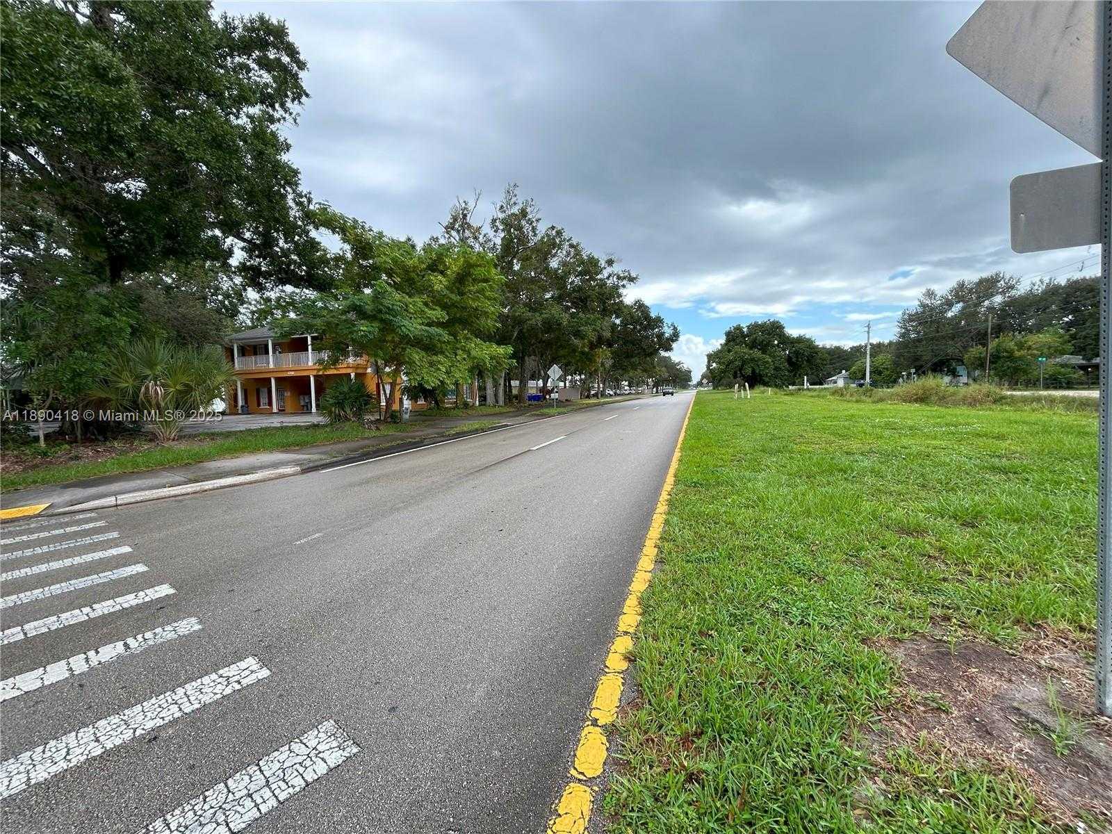 Small Image of 1766 20TH AVE #3, Vero Beach Number 14