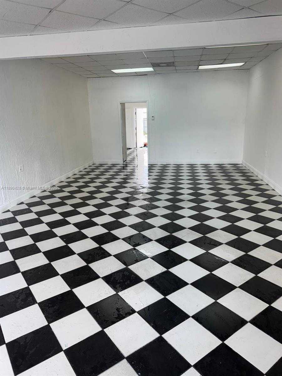 Small Image of 600 EAST 9 STREET #604, Hialeah Number 2