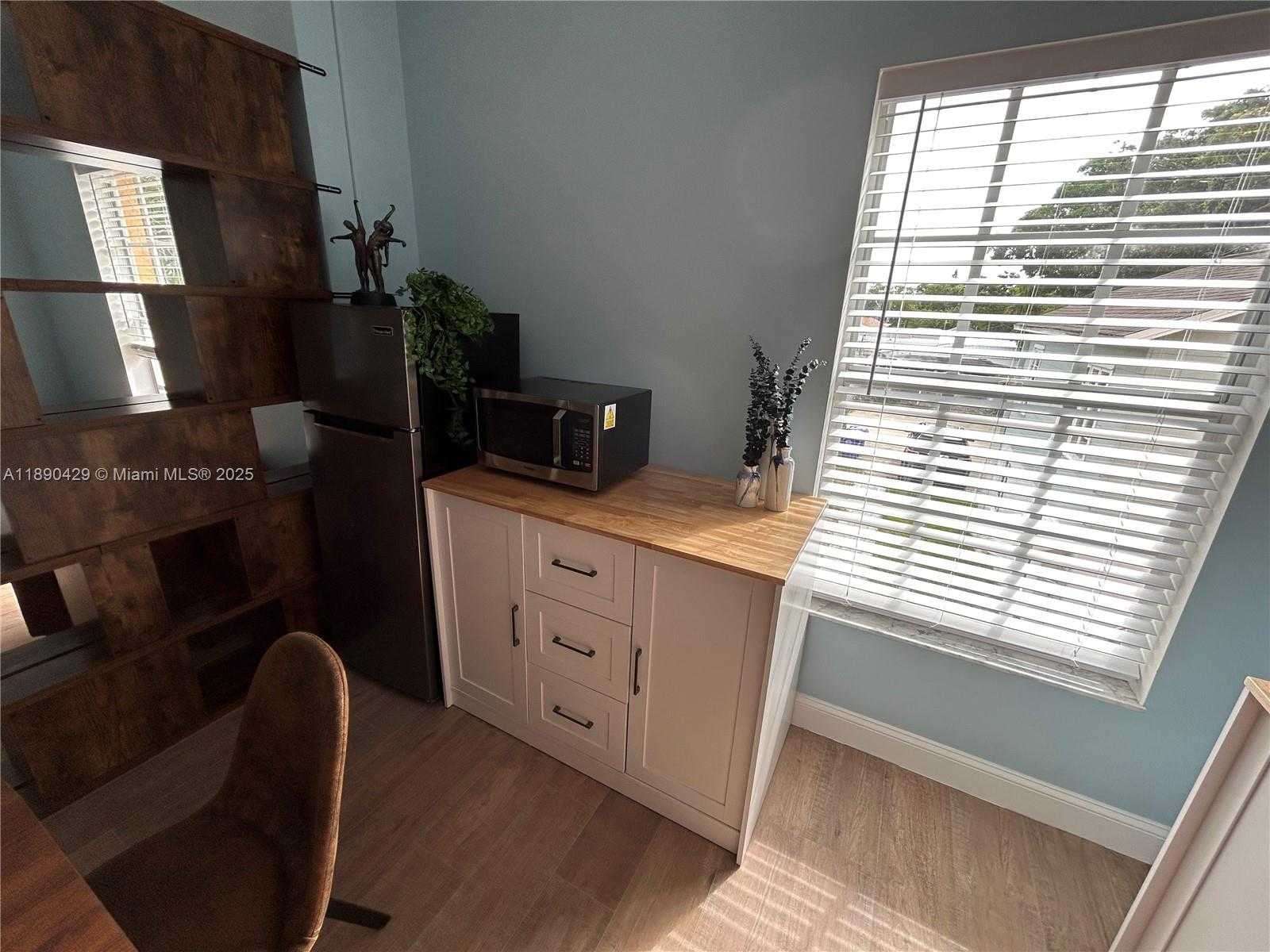 Small Image of 1766 20TH AVE #4, Vero Beach Number 11