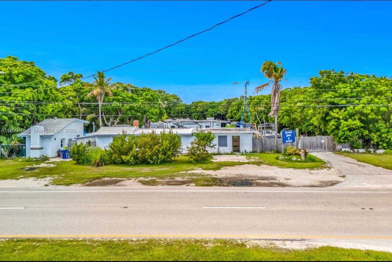 Small Image of 98468 OVERSEAS HWY, Key Largo Number 5