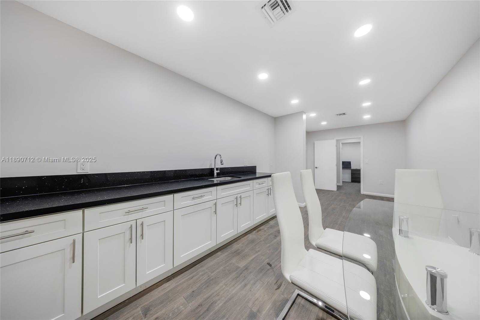 Small Image of 2450 NORTH WEST 151ST ST, Opa-Locka Number 10
