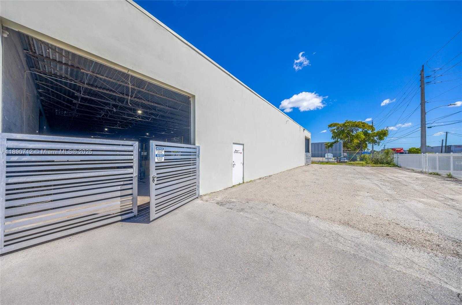 Small Image of 2450 NORTH WEST 151ST ST, Opa-Locka Number 9