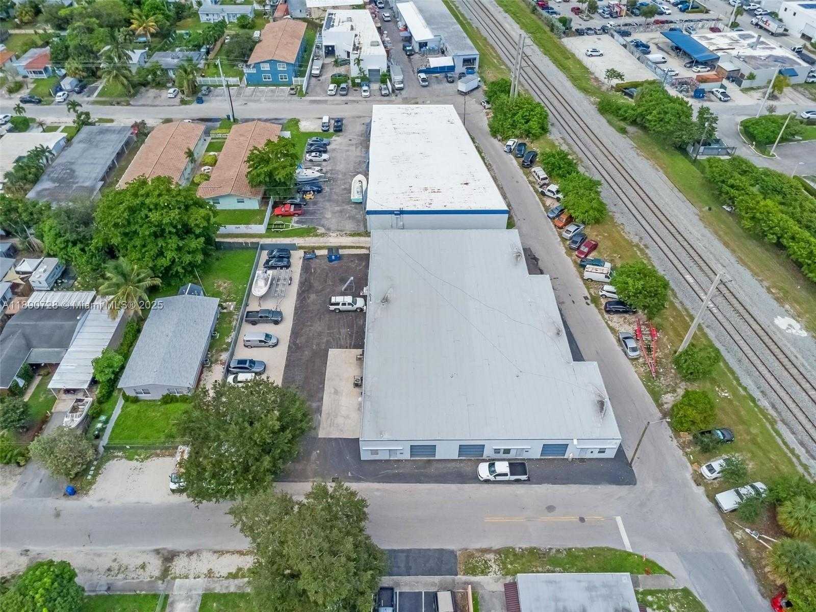 Small Image of 201 SOUTH WEST 21ST ST, Fort Lauderdale Number 11