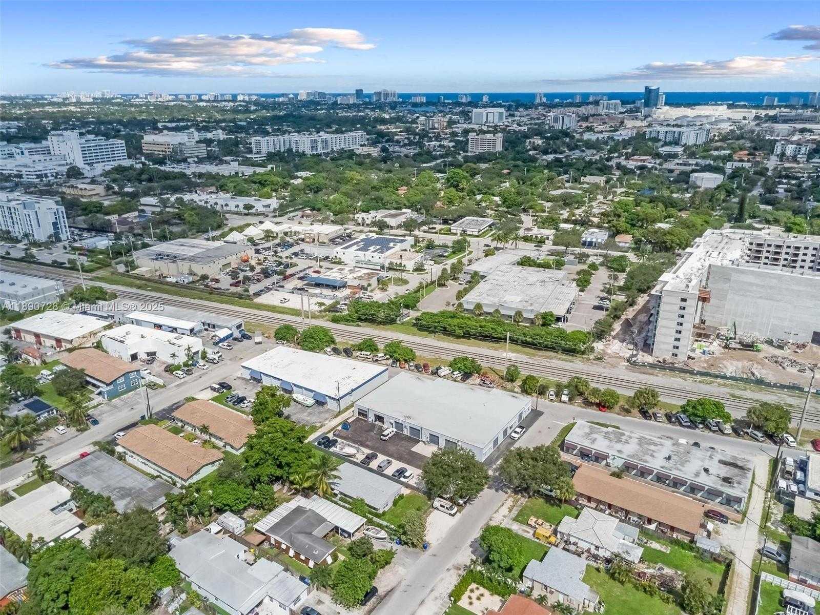 Small Image of 201 SOUTH WEST 21ST ST, Fort Lauderdale Number 15