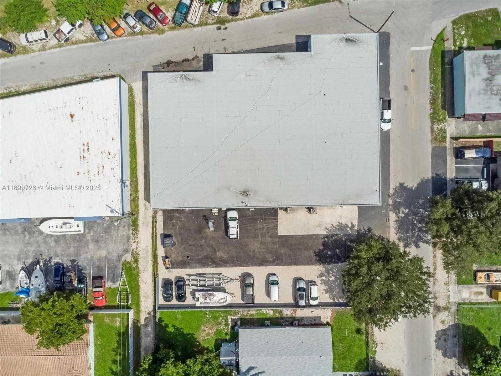 Small Image of 201 SOUTH WEST 21ST ST, Fort Lauderdale Number 20