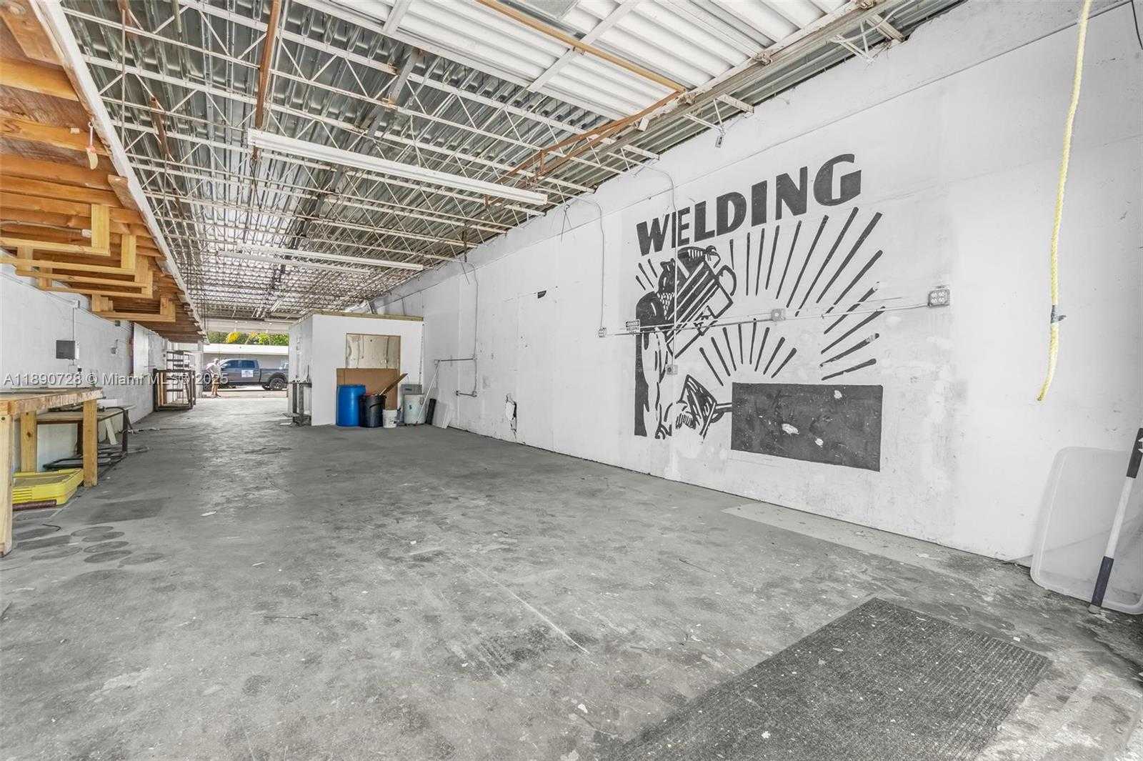 Small Image of 201 SOUTH WEST 21ST ST, Fort Lauderdale Number 22