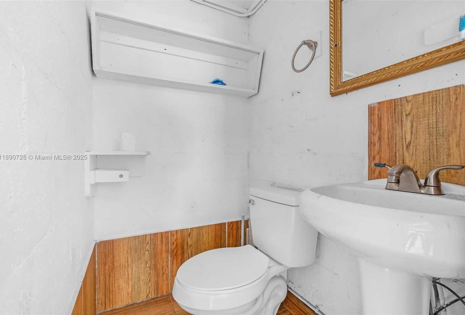 Small Image of 201 SOUTH WEST 21ST ST, Fort Lauderdale Number 25