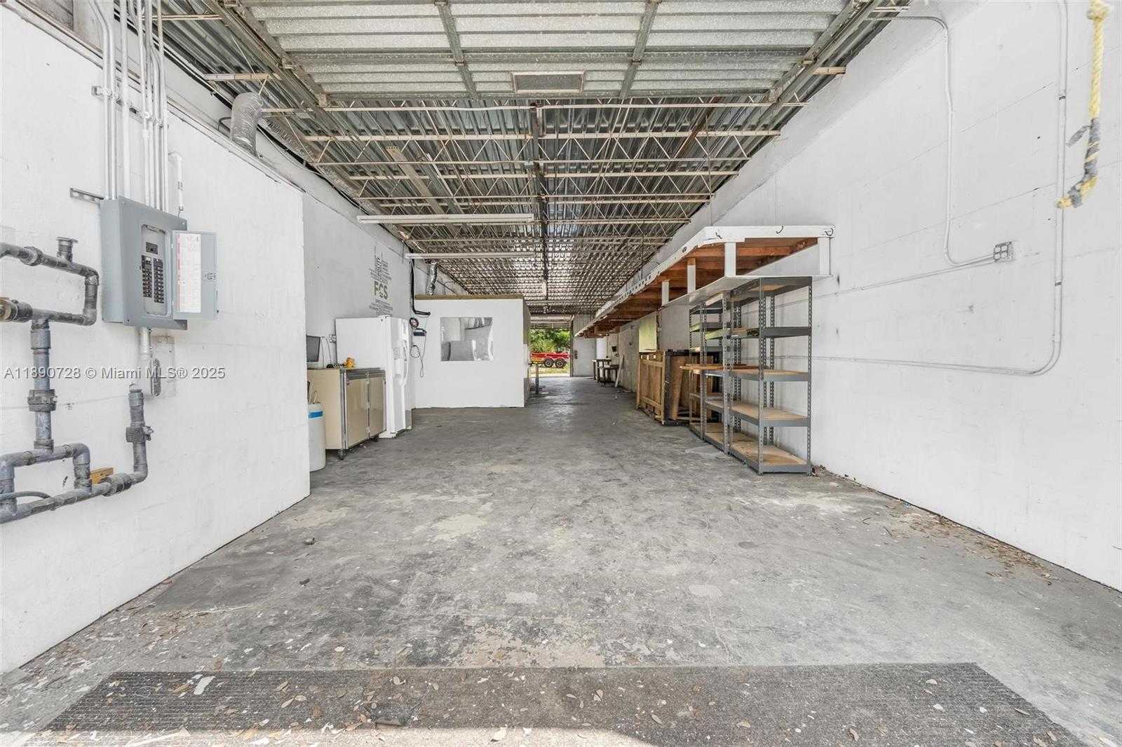 Small Image of 201 SOUTH WEST 21ST ST, Fort Lauderdale Number 26