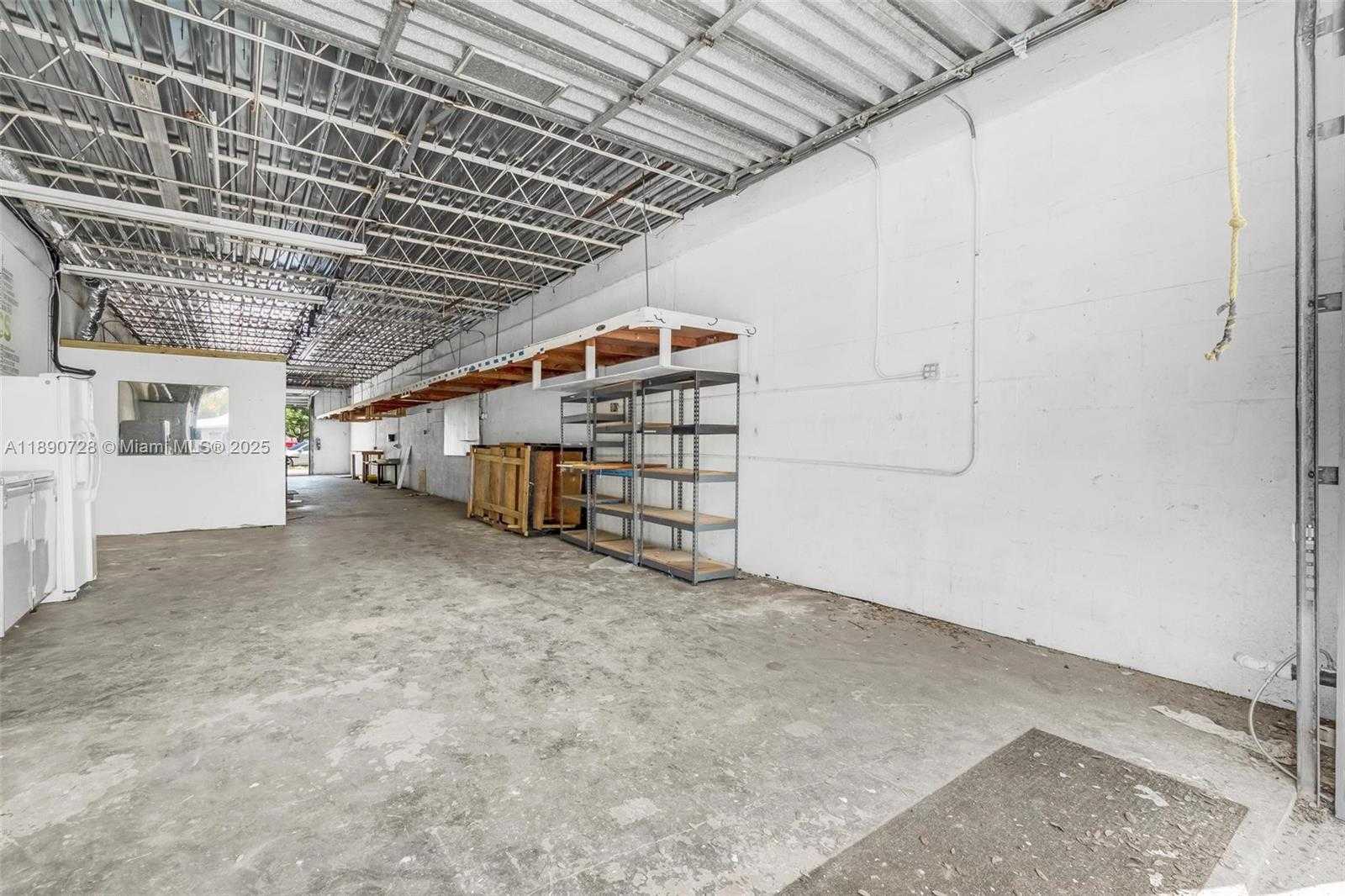 Small Image of 201 SOUTH WEST 21ST ST, Fort Lauderdale Number 27