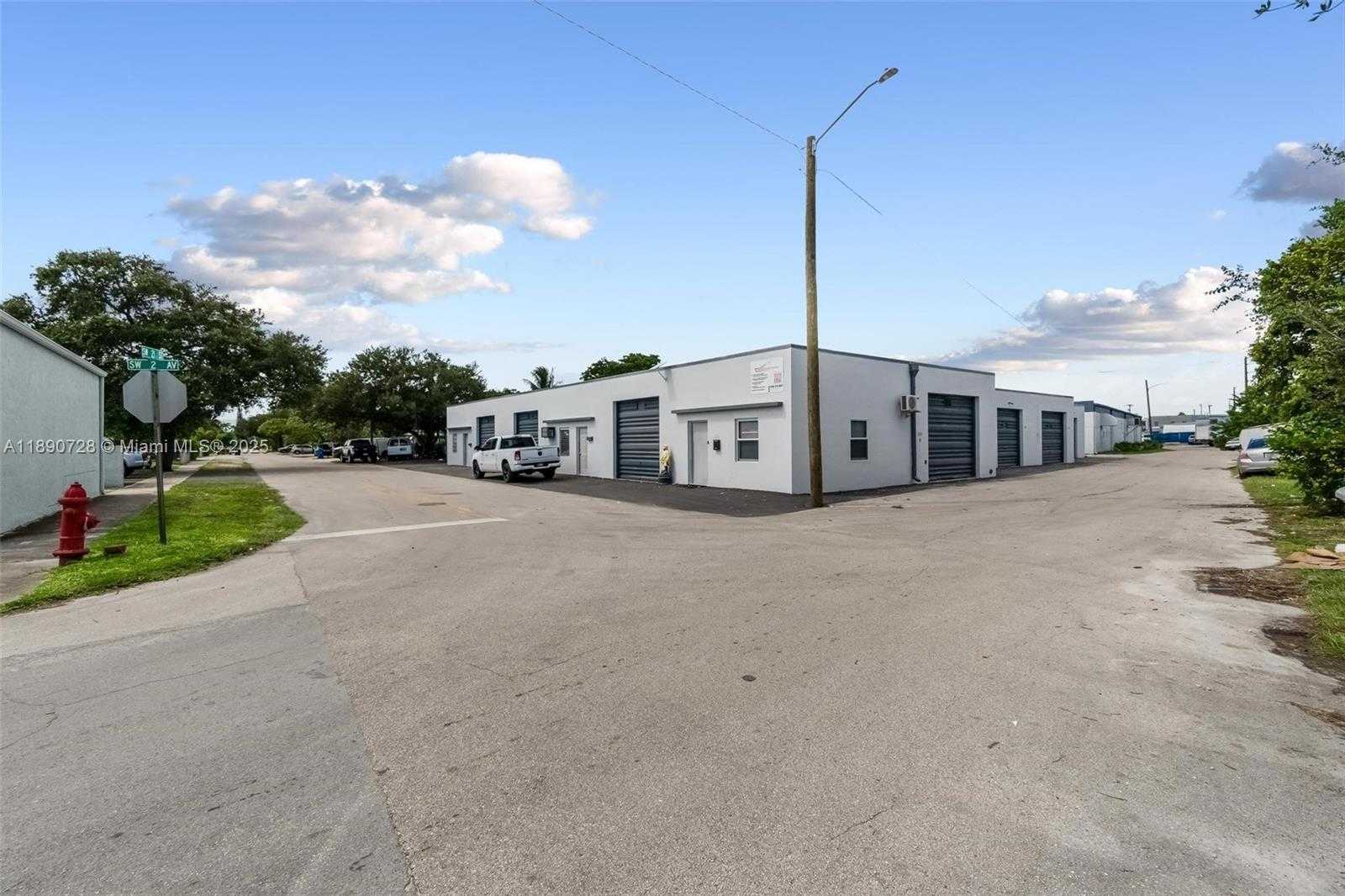 Small Image of 201 SOUTH WEST 21ST ST, Fort Lauderdale Number 40