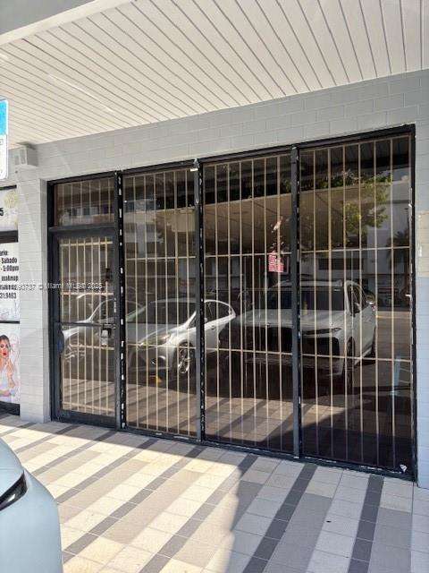 Small Image of 3939 NORTH WEST 7TH ST #3921-3923, Miami Number 19