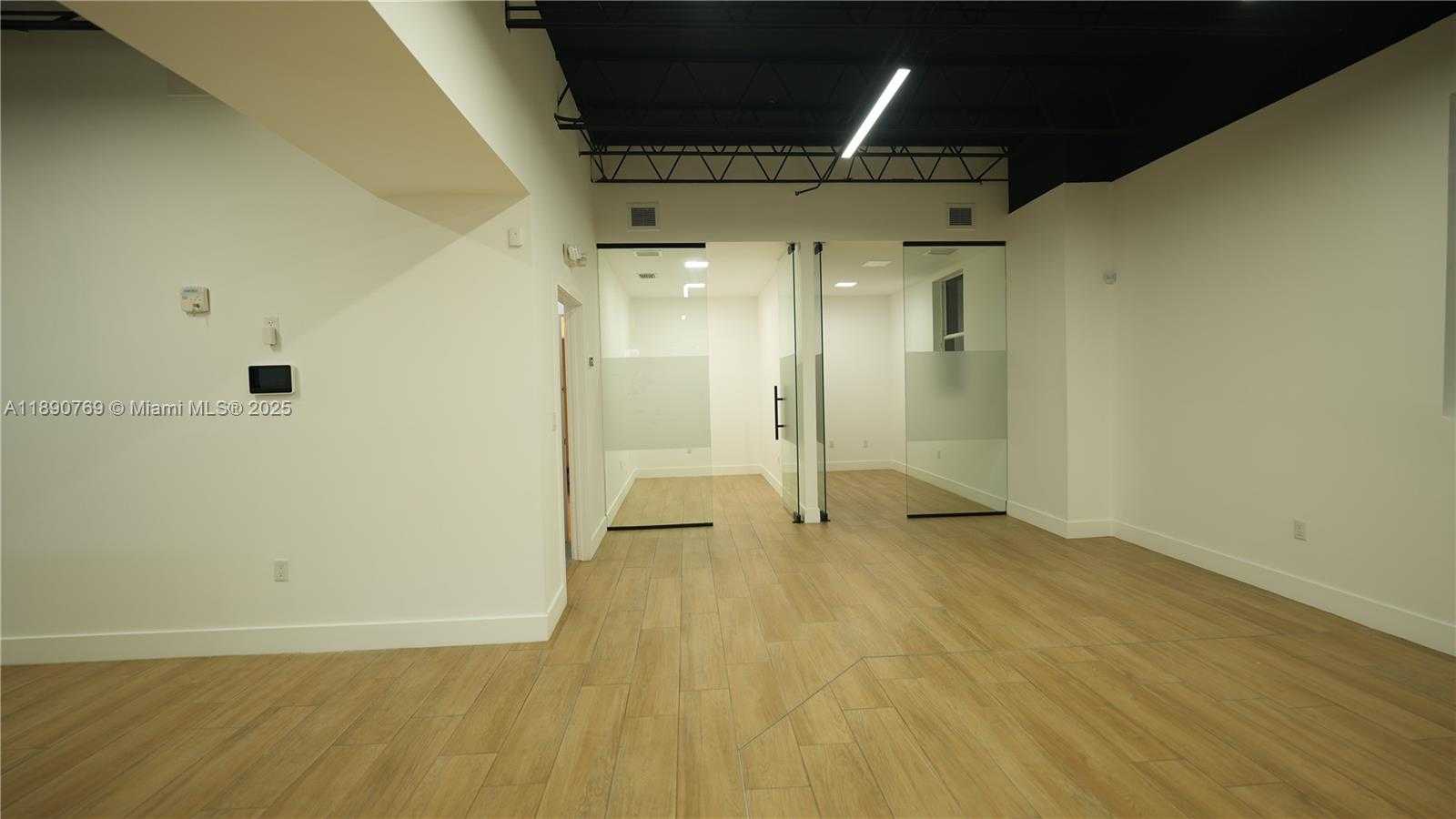 Small Image of 997 NORTH EAST 125TH ST, North Miami Number 4