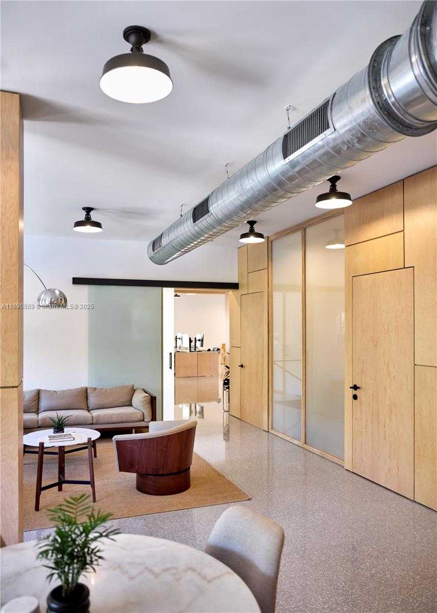Small Image of 1800 NORTH MIAMI AVE, Miami Number 2