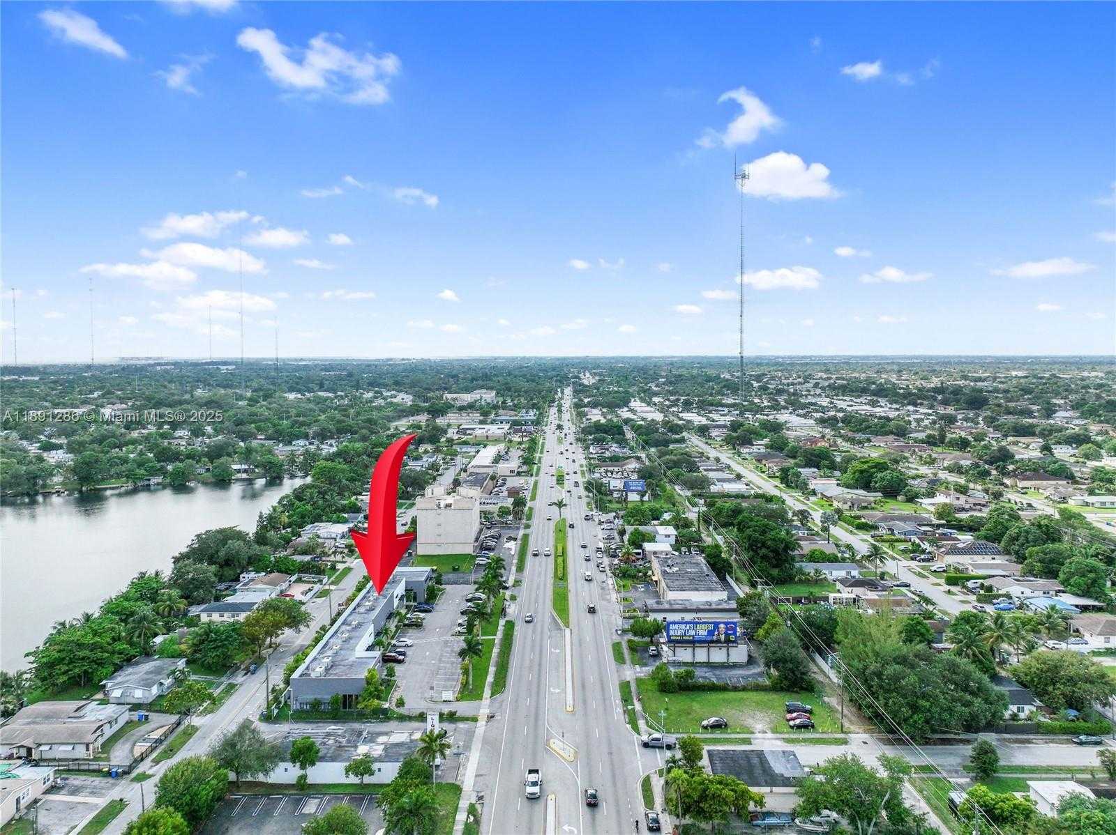 Small Image of 4250 WEST HALLANDALE BEACH BLVD, Pembroke Park Number 12