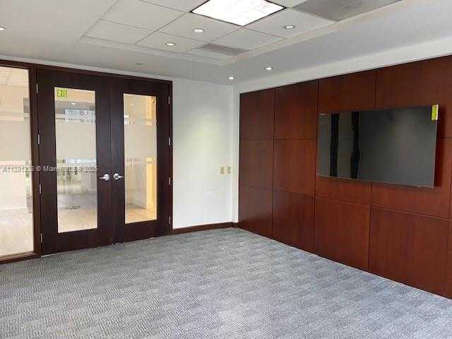 Small Image of 1000 BRICKELL AVE #11F, Miami Number 5
