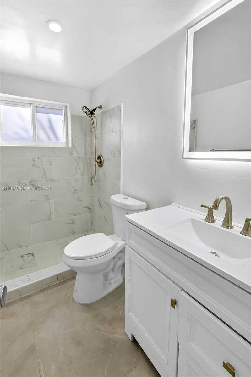 Small Image of Fort Lauderdale Number 19