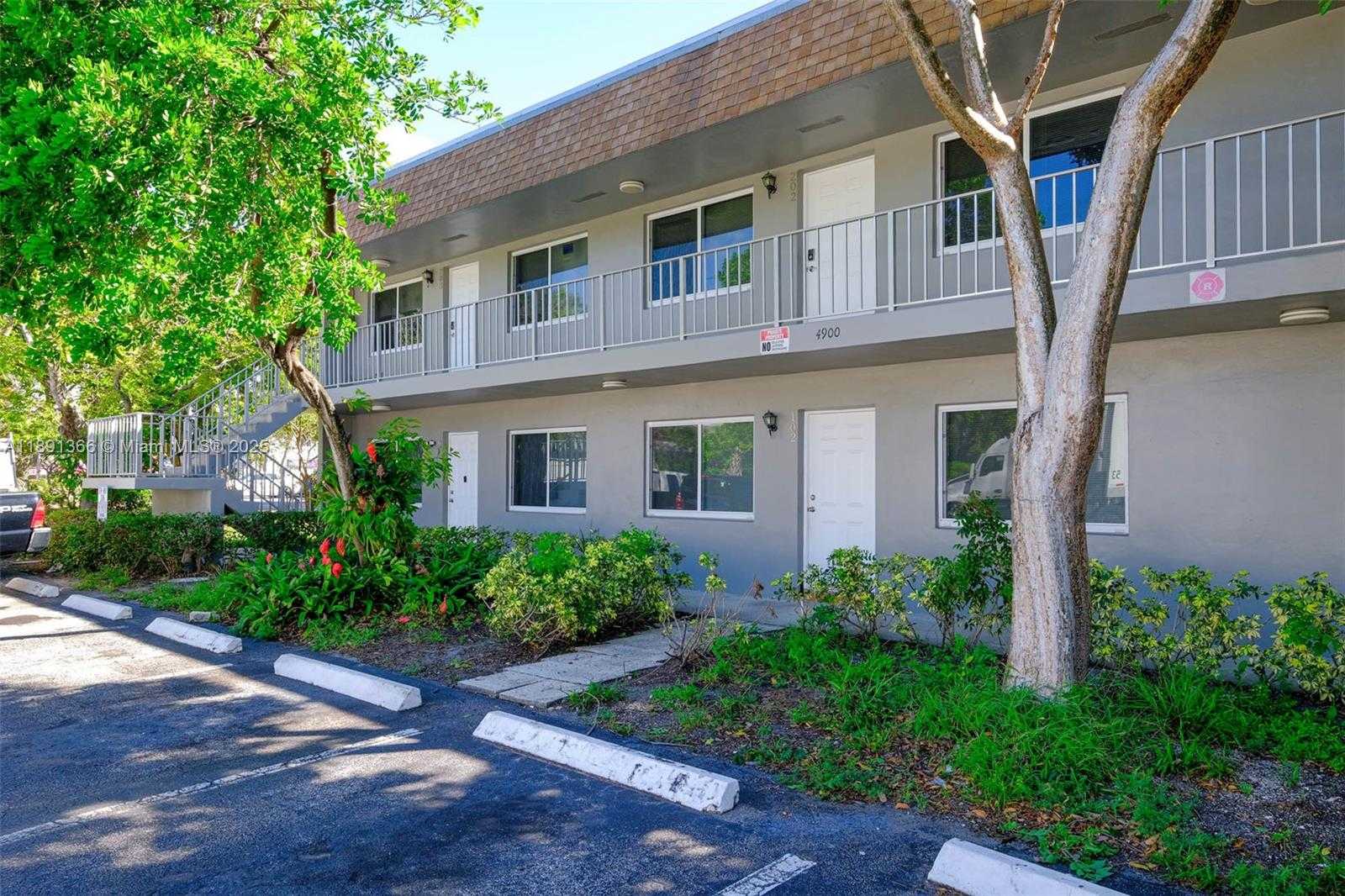 Small Image of Fort Lauderdale Number 2