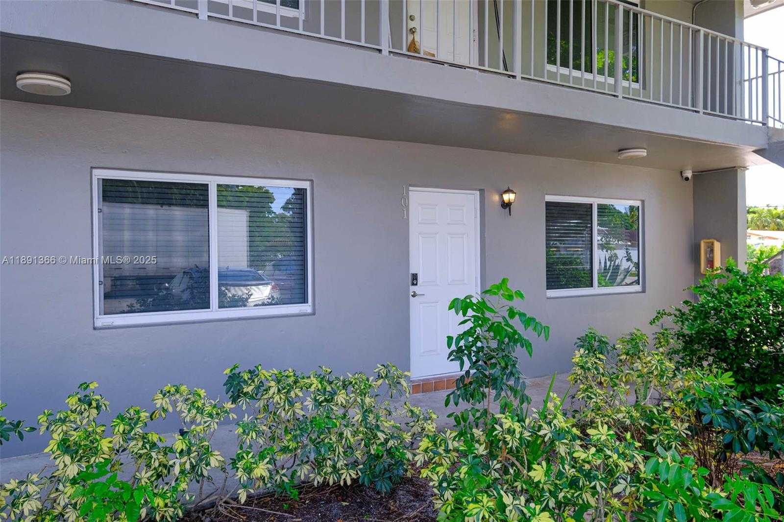 Small Image of Fort Lauderdale Number 9