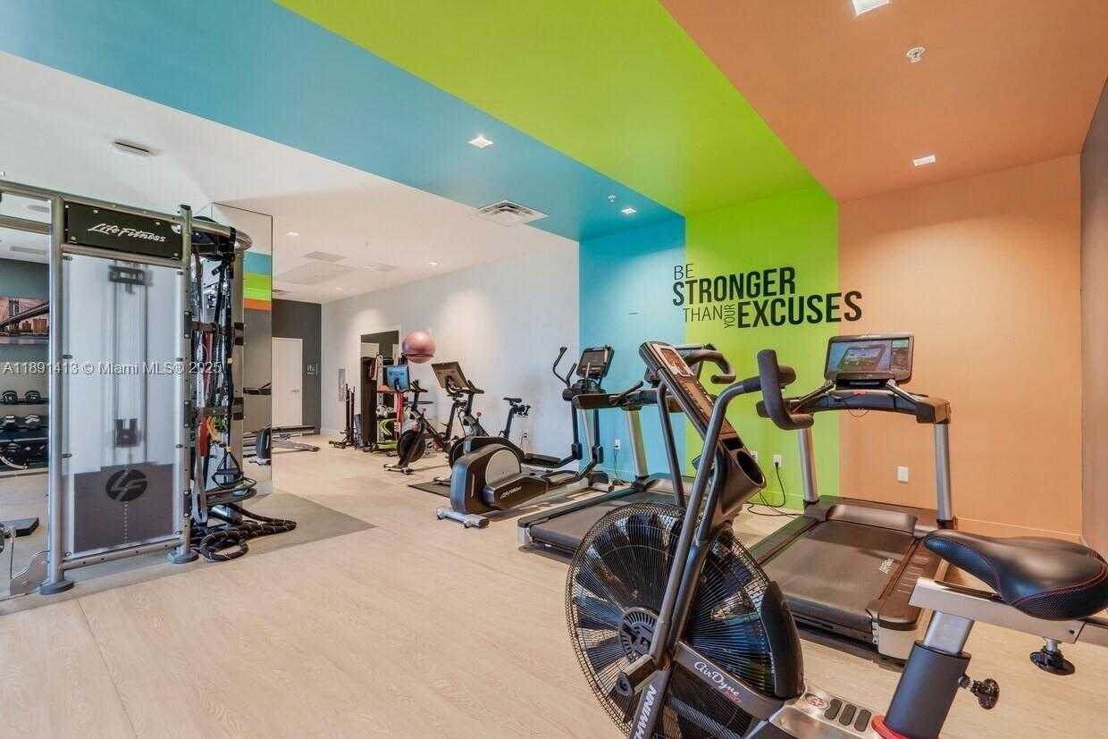 Small Image of 2820 NORTH EAST 214TH ST #1, Aventura Number 16