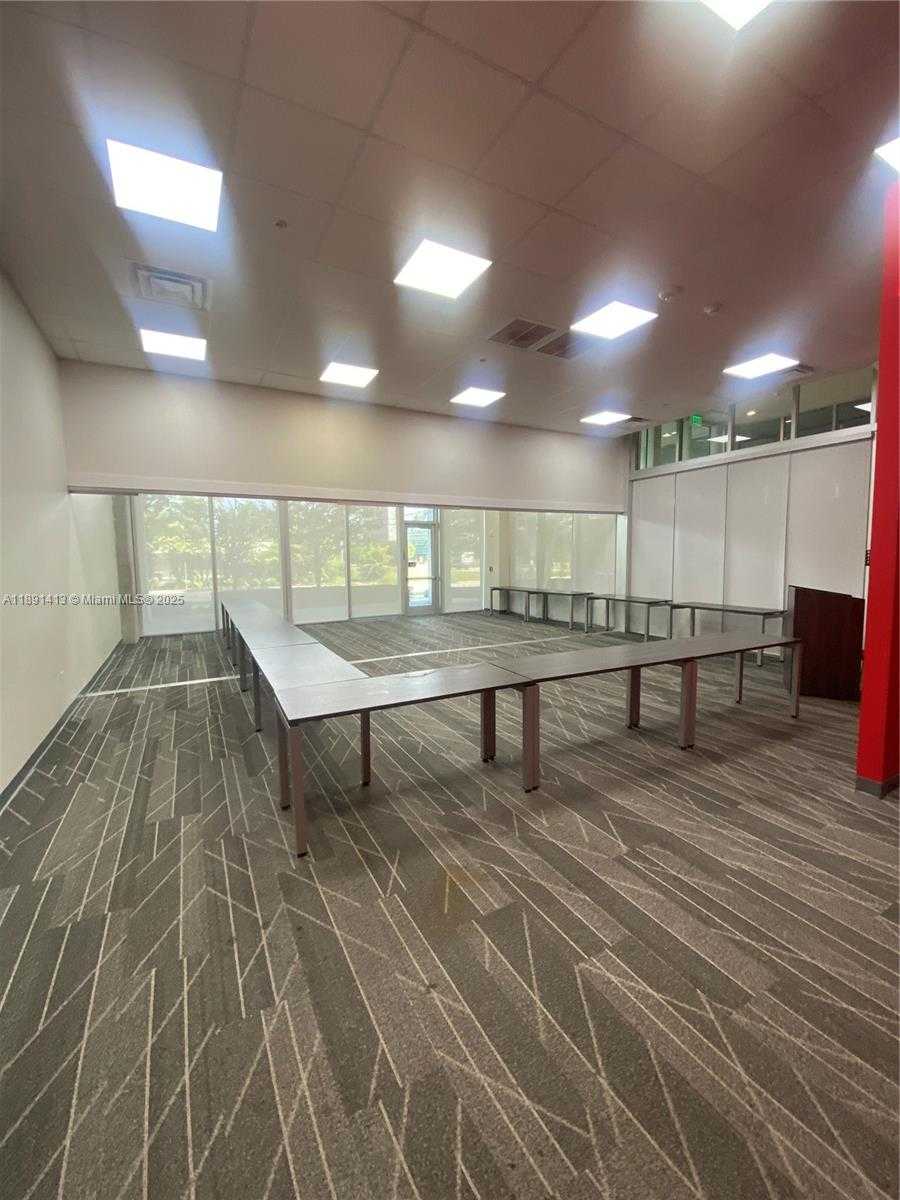 Small Image of 2820 NORTH EAST 214TH ST #1, Aventura Number 7