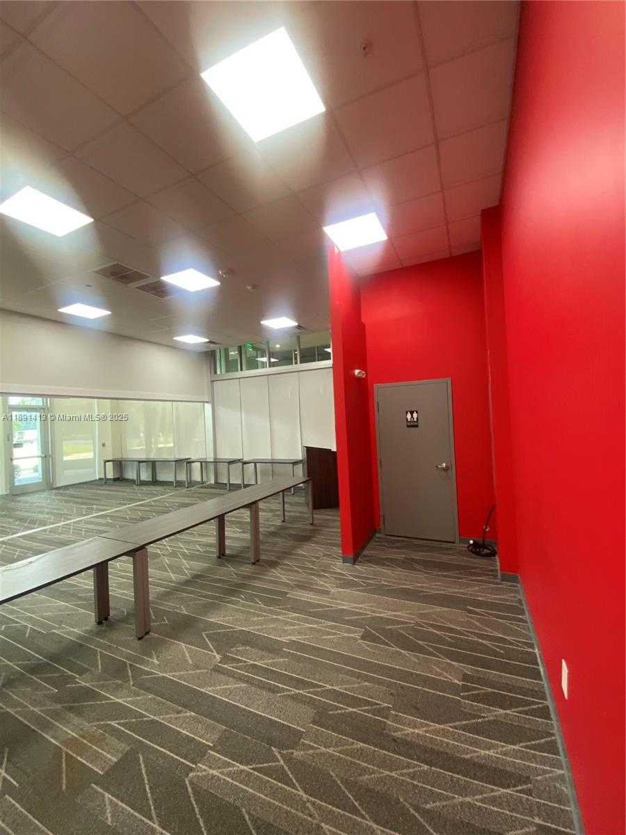 Small Image of 2820 NORTH EAST 214TH ST #1, Aventura Number 8