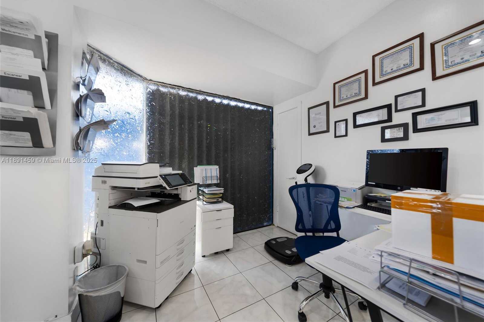 Small Image of 2945 SOUTH WEST 8TH ST, Miami Number 15