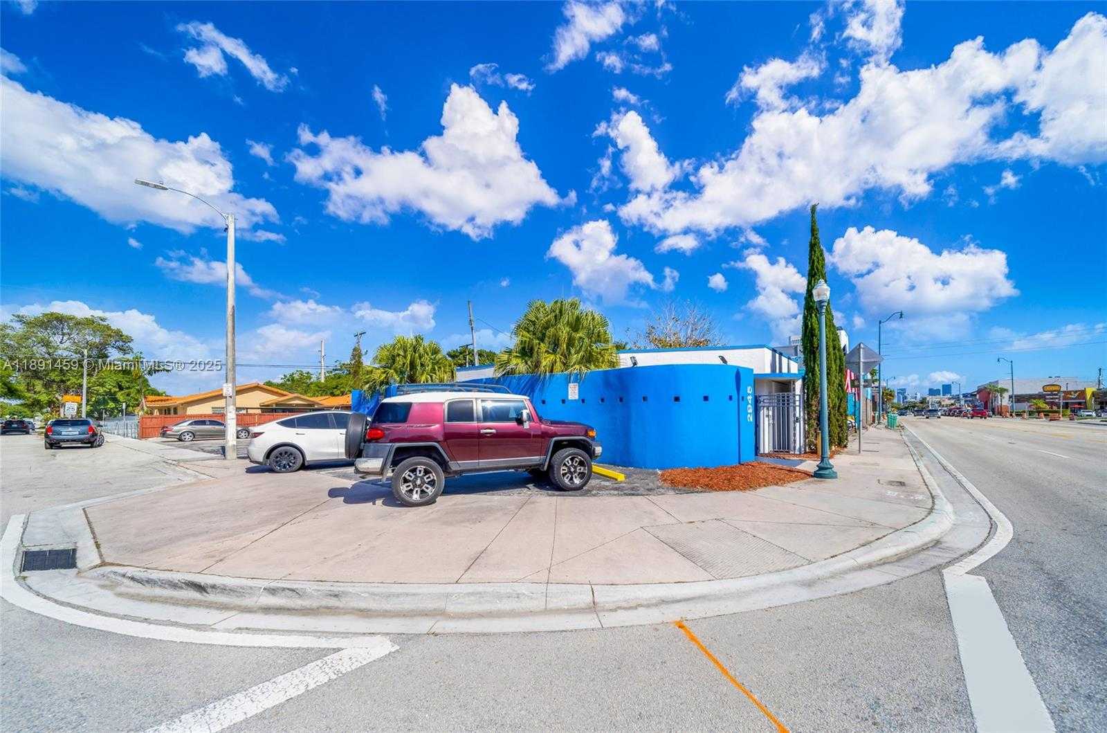 Small Image of 2945 SOUTH WEST 8TH ST, Miami Number 23