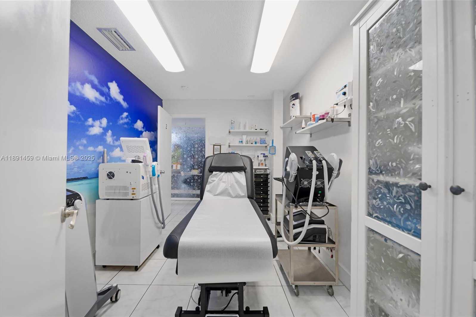 Small Image of 2945 SOUTH WEST 8TH ST, Miami Number 8