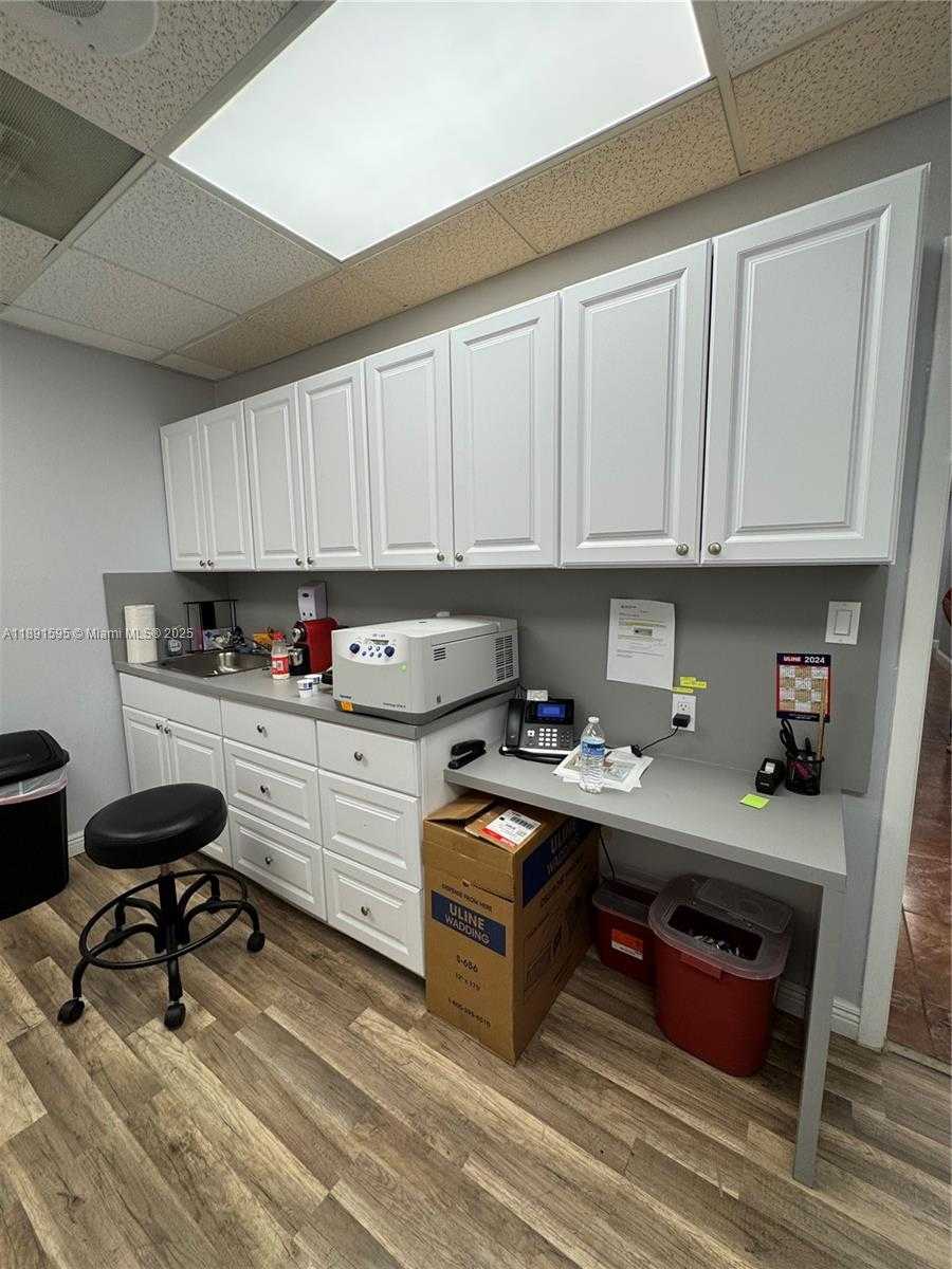 Small Image of 9000 SOUTH WEST 152ND ST, Palmetto Bay Number 14