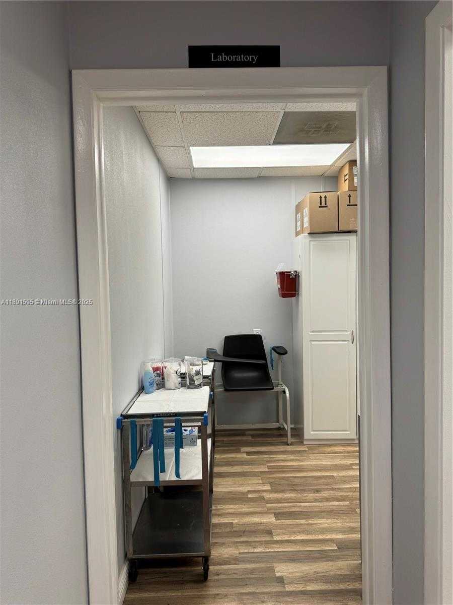 Small Image of 9000 SOUTH WEST 152ND ST, Palmetto Bay Number 18