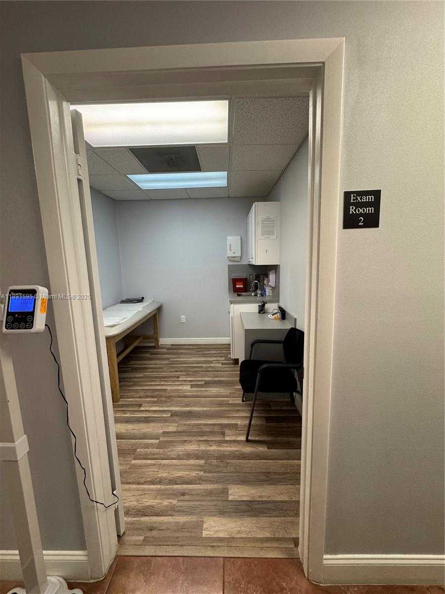 Small Image of 9000 SOUTH WEST 152ND ST, Palmetto Bay Number 21