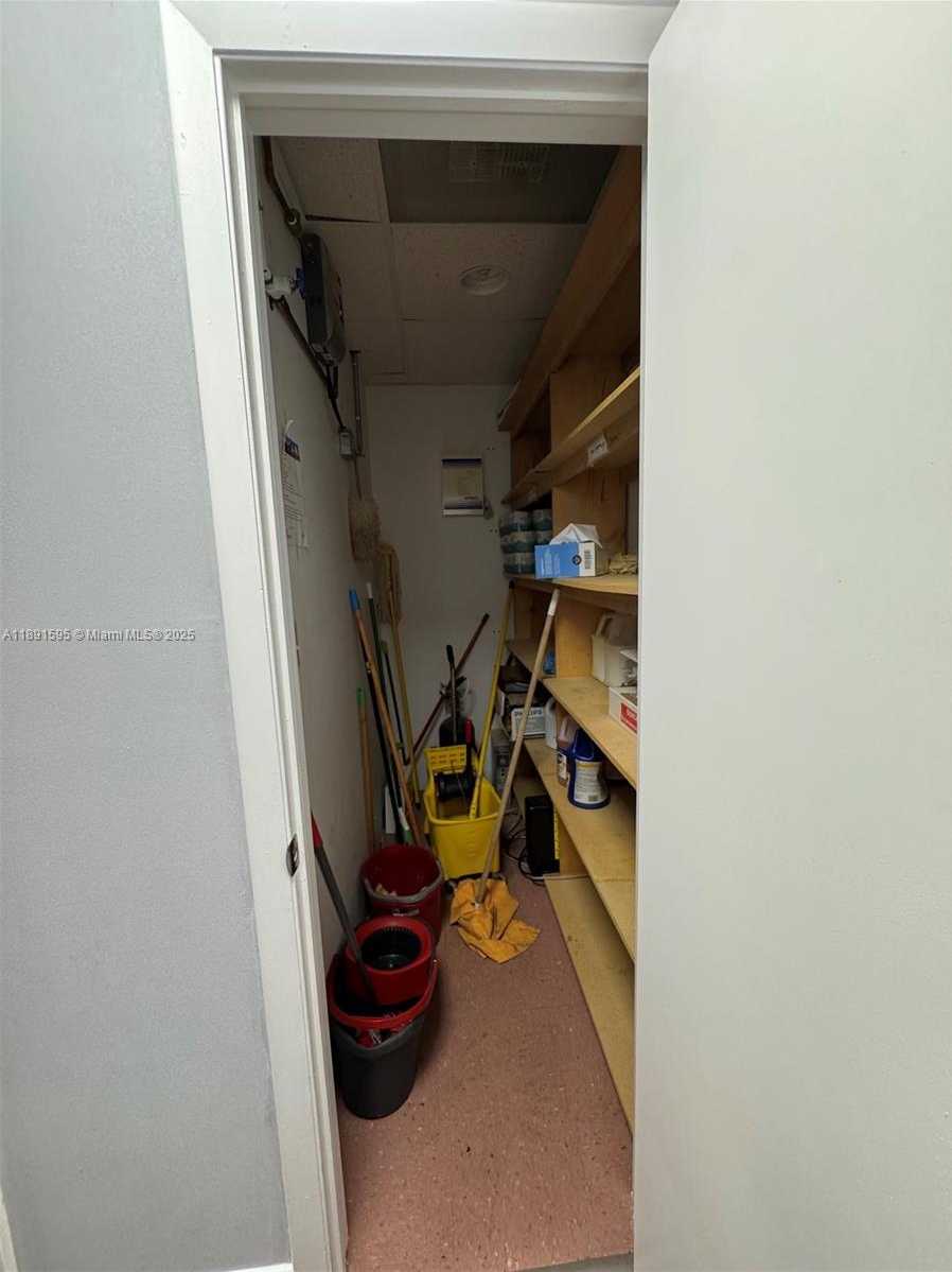 Small Image of 9000 SOUTH WEST 152ND ST, Palmetto Bay Number 22